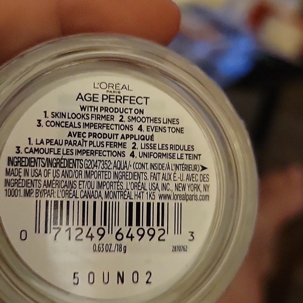 L'Oréal Age Perfect Tinted Balm 10 Medium - Picture 2 of 2